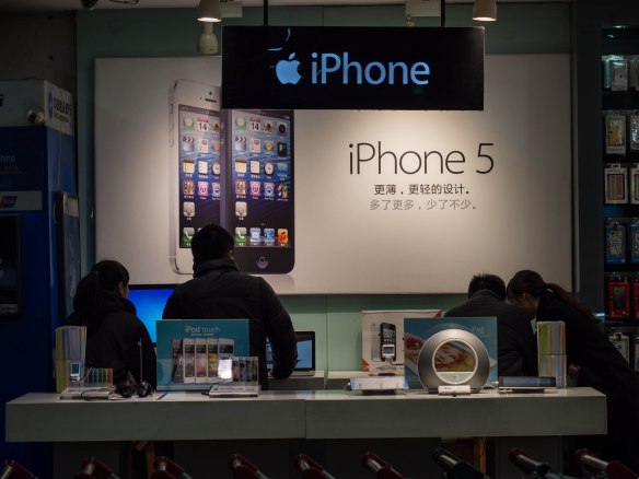 iPhones and fake iPhones are everywhere, as our Apple stores.
